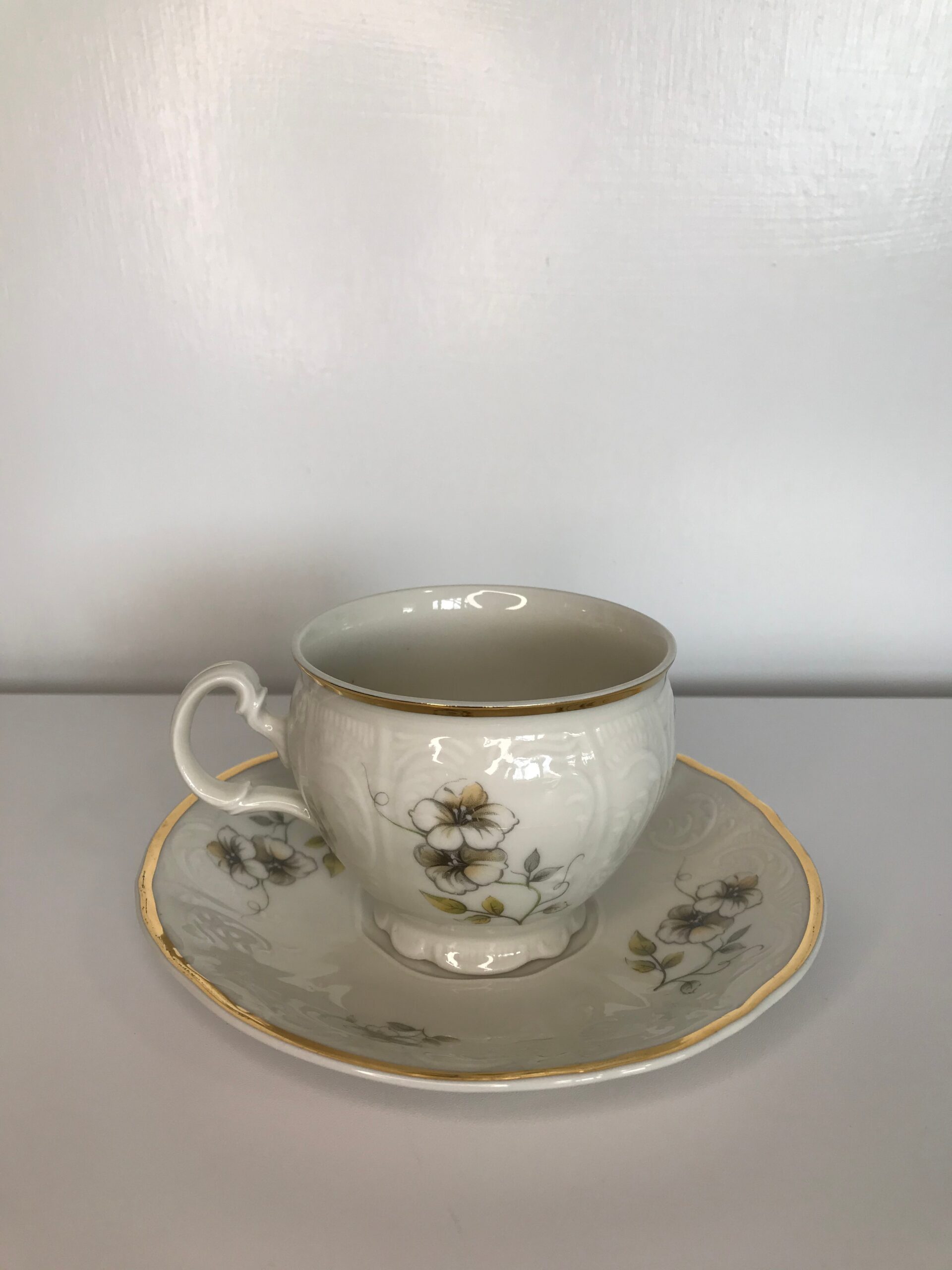 Elegant English Tea Cup Baskets Dr. Bob Kemp Hospice